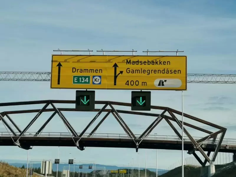 Image of Lane Control Sign, Norway