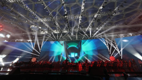 Image of Infinitely Gorgeous! LED Rental Display Assists in Staging Commercial And Cultural Feast